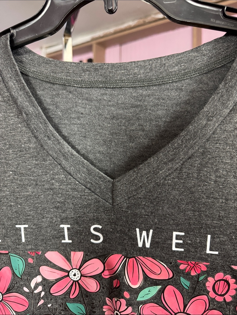 NWT T-shirt it is well with my soul, new V-neck size XL cotton blend - Picture 5 of 7